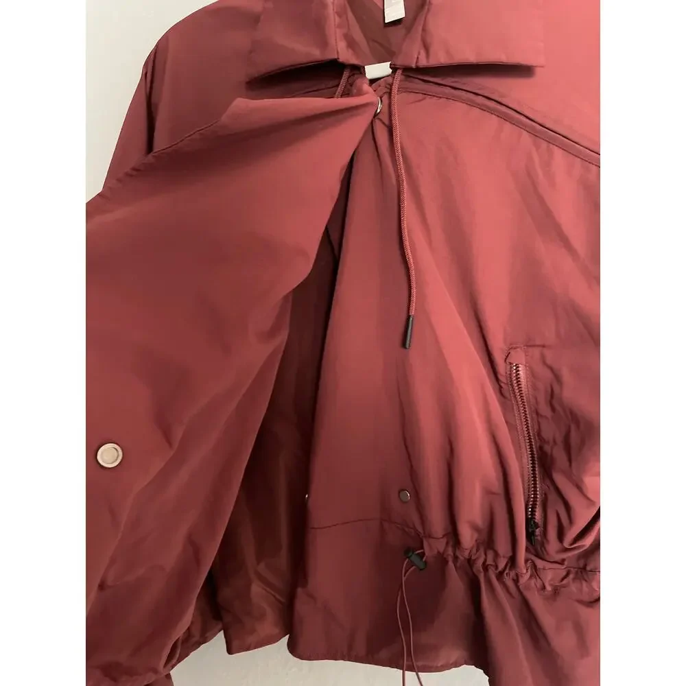 Athleta Acadia Windbreaker Jacket in Burgundy Size Large